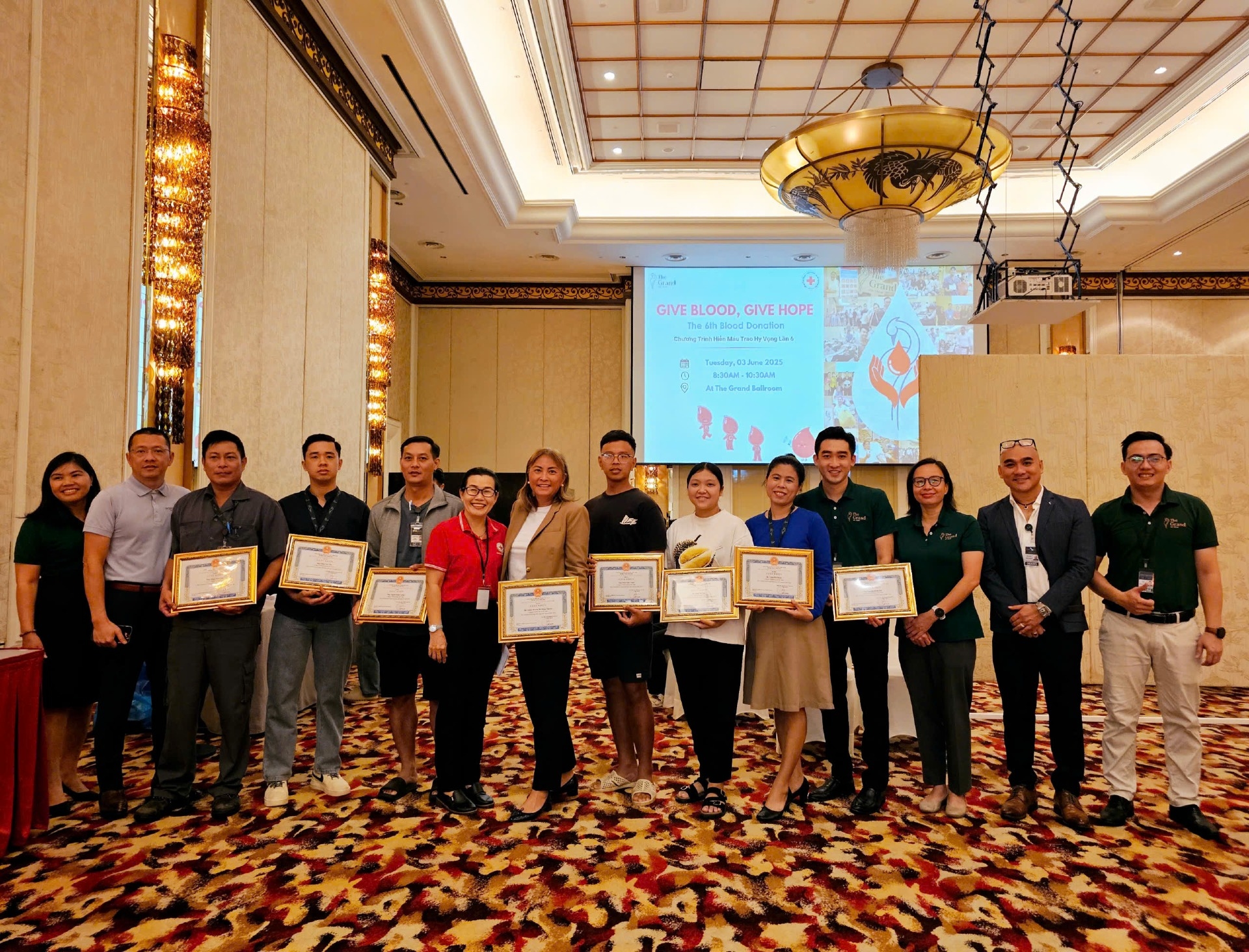Hiến Máu Nhân Đạo
