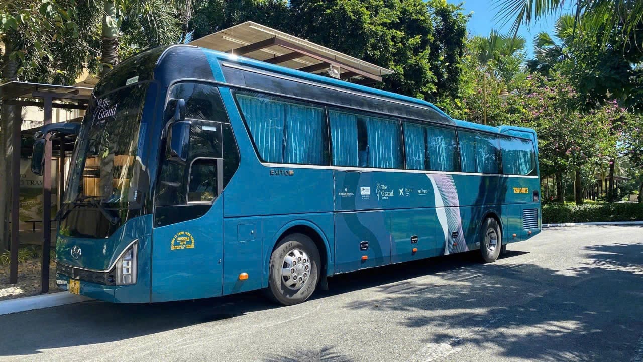 Ho Chi Minh Travel at weekend choose Ho Tram or the city center?