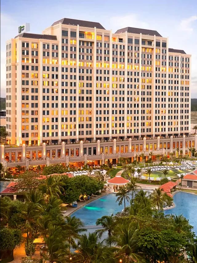 Holiday Inn Resort® Ho Tram Beach
