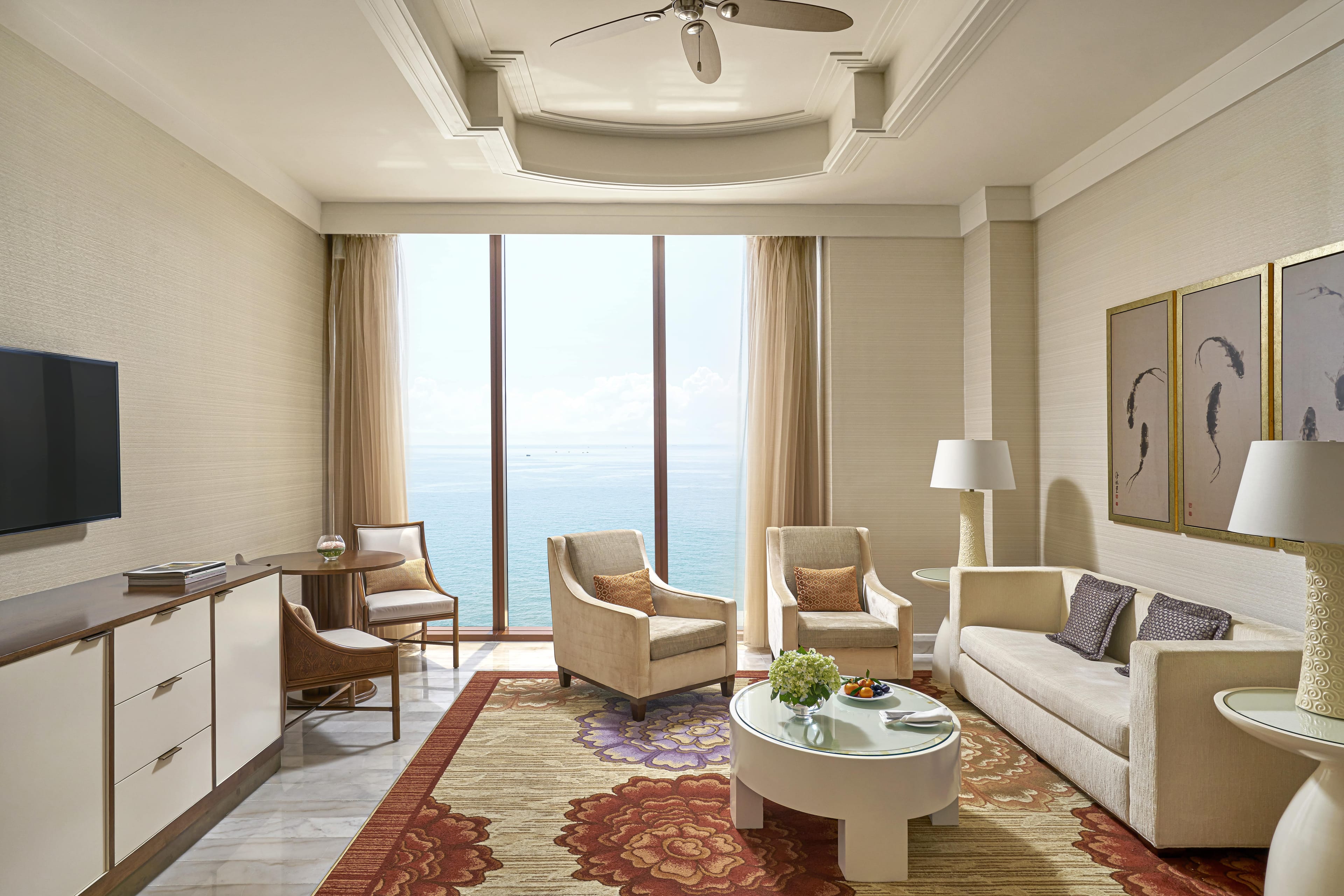Card Image https://cms.thegrandhotram.com/storage/793/Suite-Ocean-View-min.JPG
