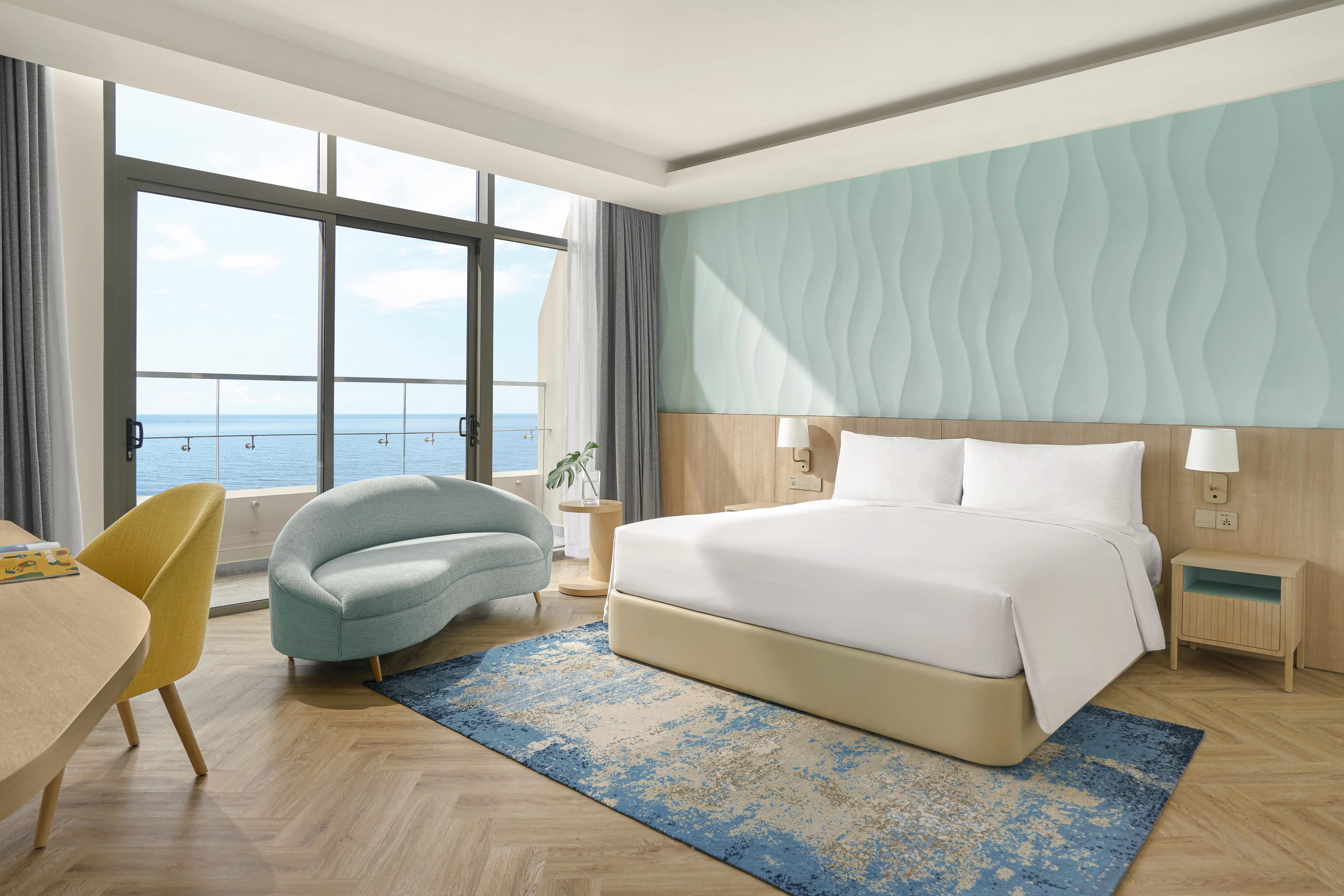 Card Image https://cms.thegrandhotram.com/storage/867/Blue-Suite-Sea-View--(3).JPG