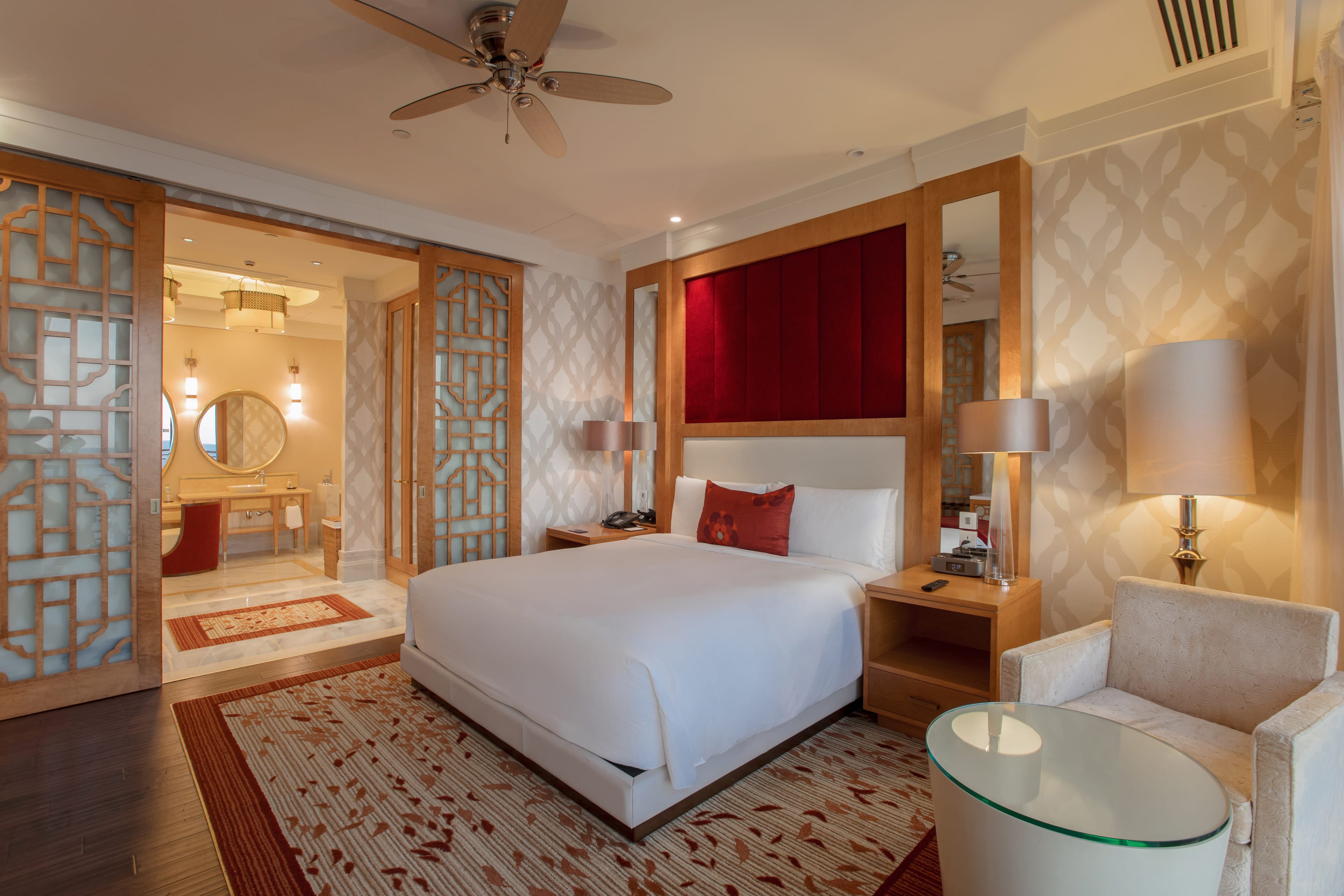 1 King 1 Bedroom Suite Grand Golf View