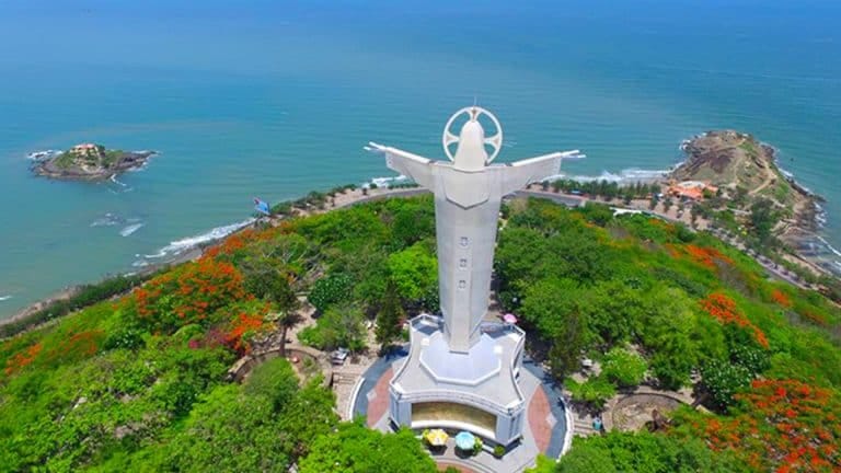 Jesus Christ Statue