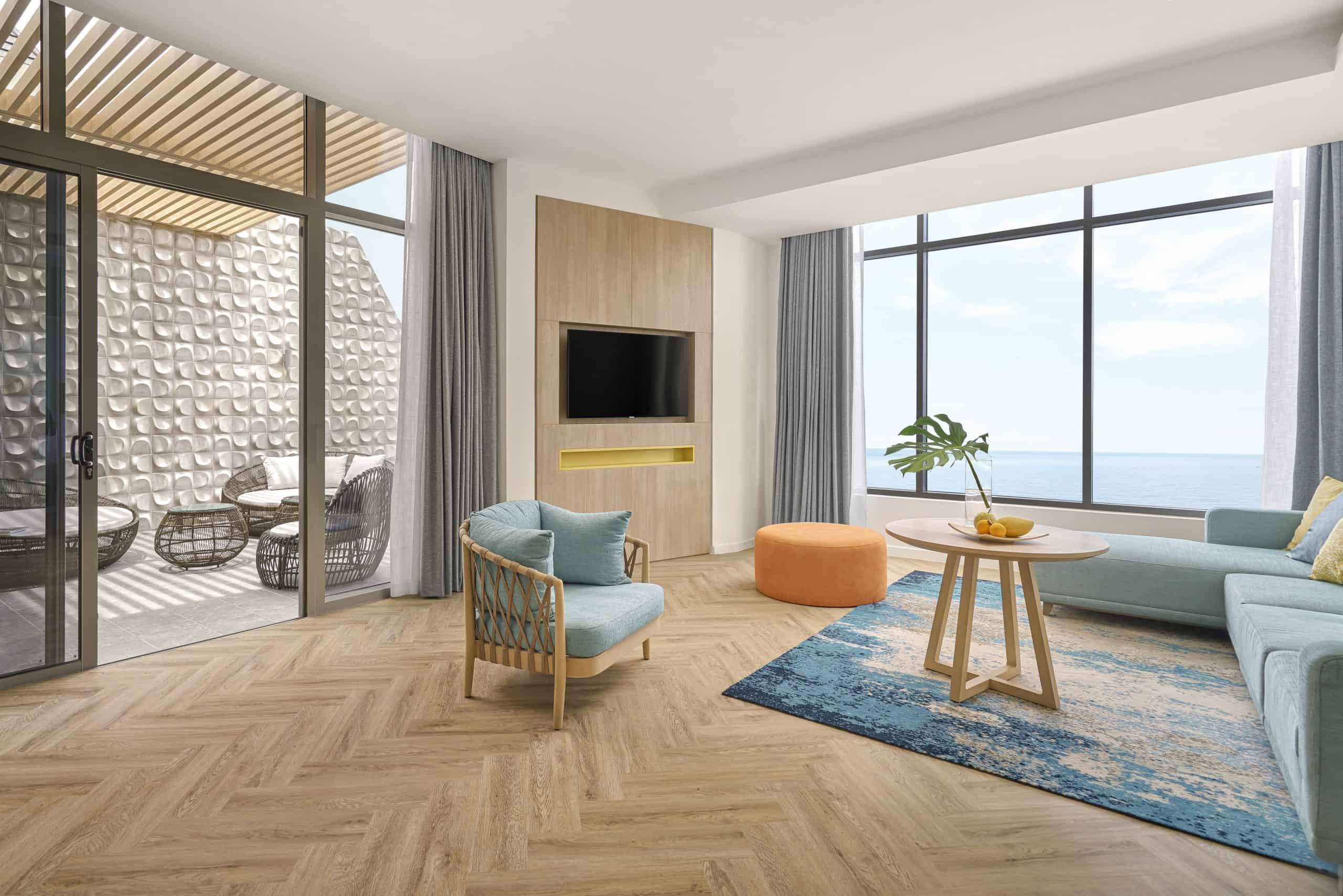 HIR Ho Tram Beach - Premium Suite Two Bedroom - Living Room with Cabana