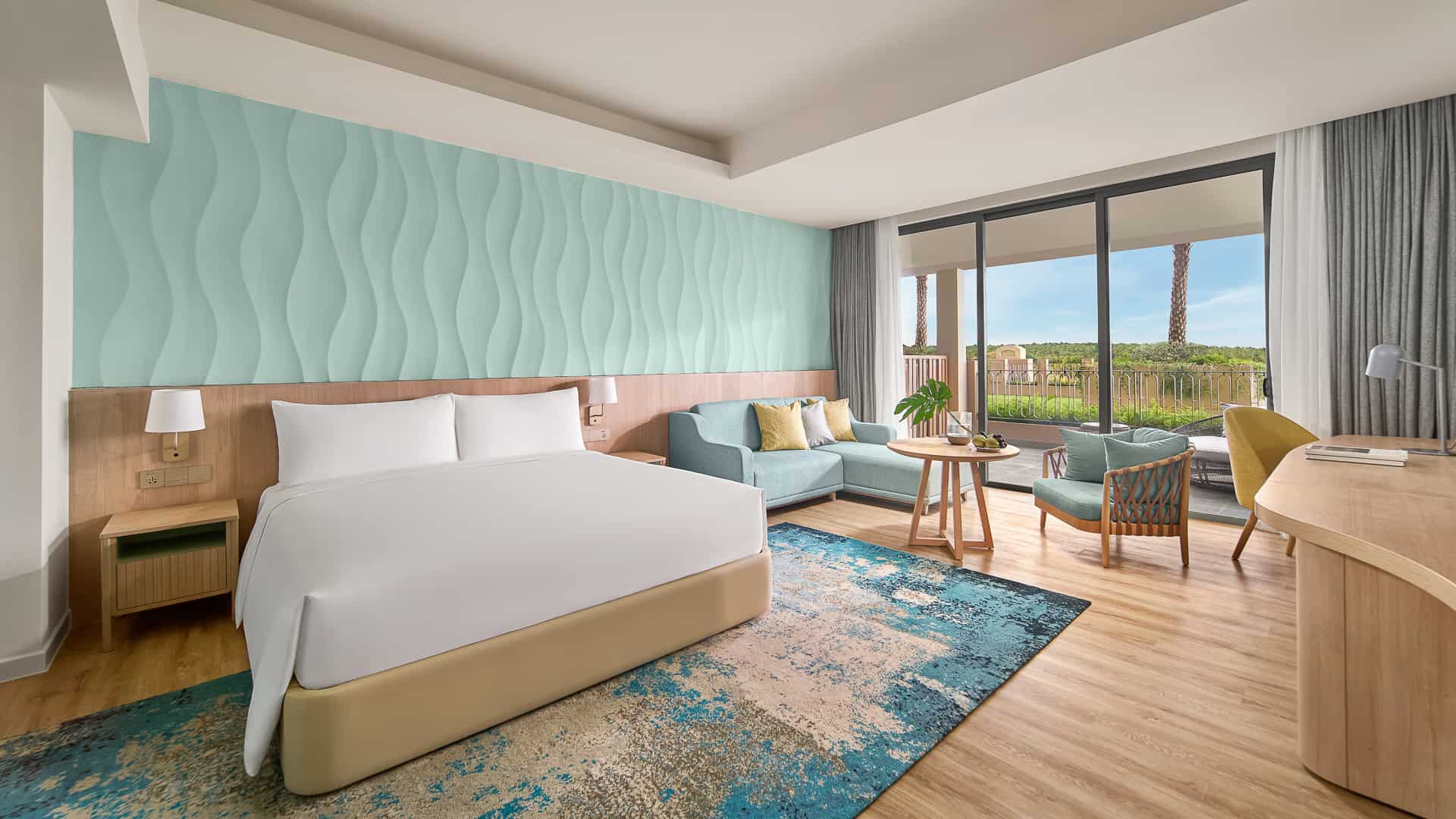 Standard-Forest-King bed Cabana-Holiday Inn Resort