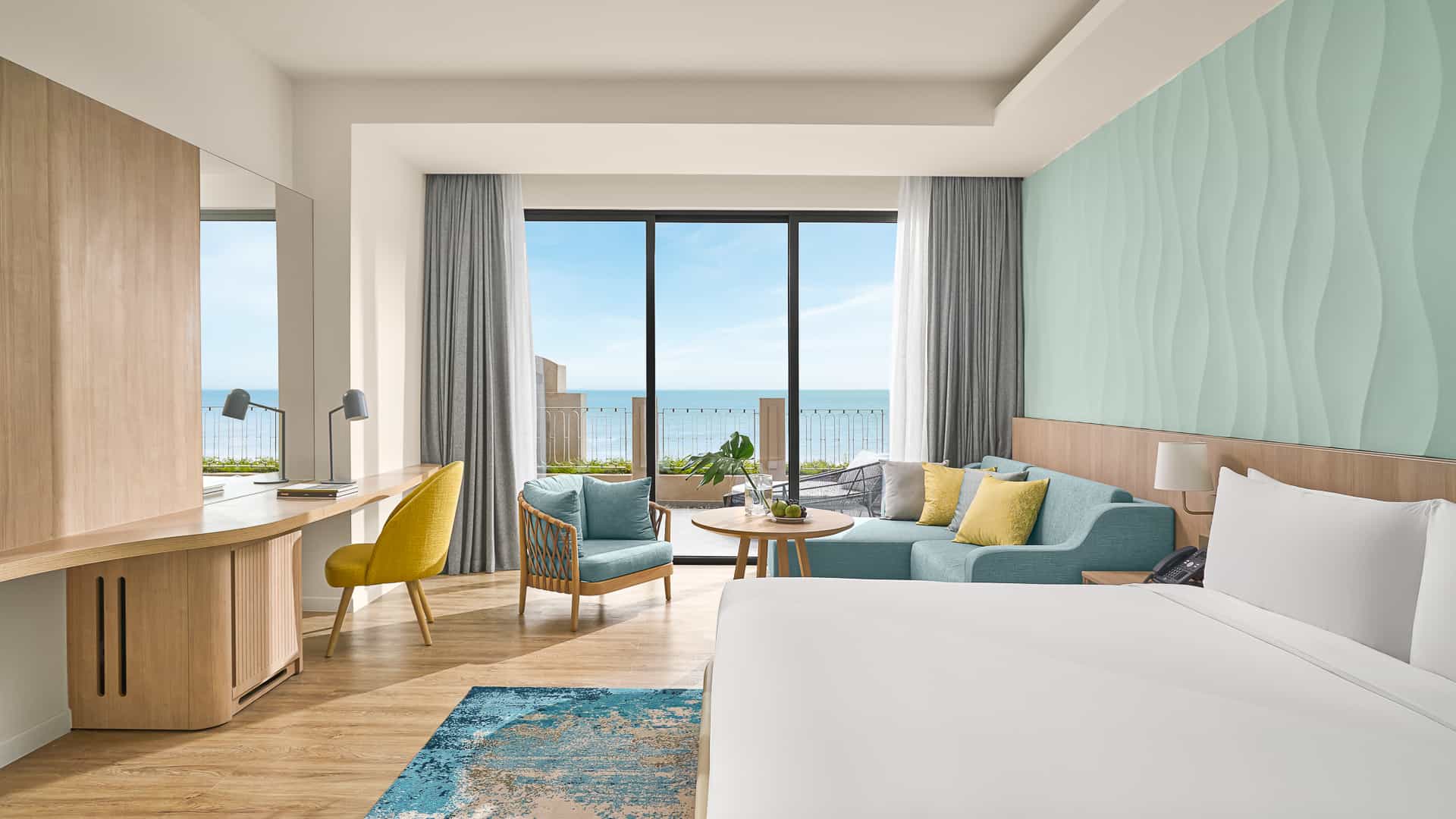 Standard-Ocean-Overview room -Holiday Inn Resort