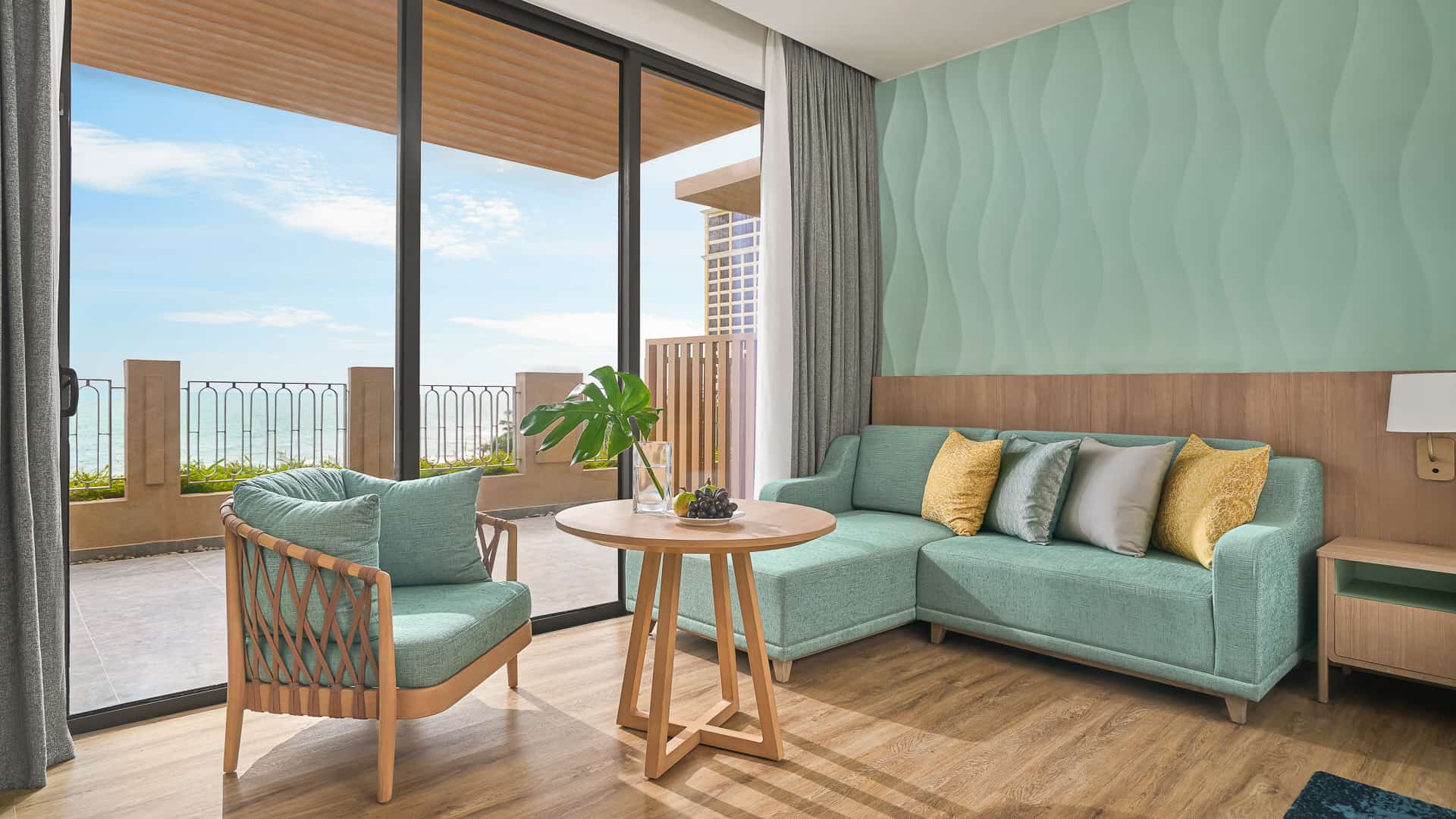 Standard-Ocean-Overview with Cabana-Holiday Inn Resort