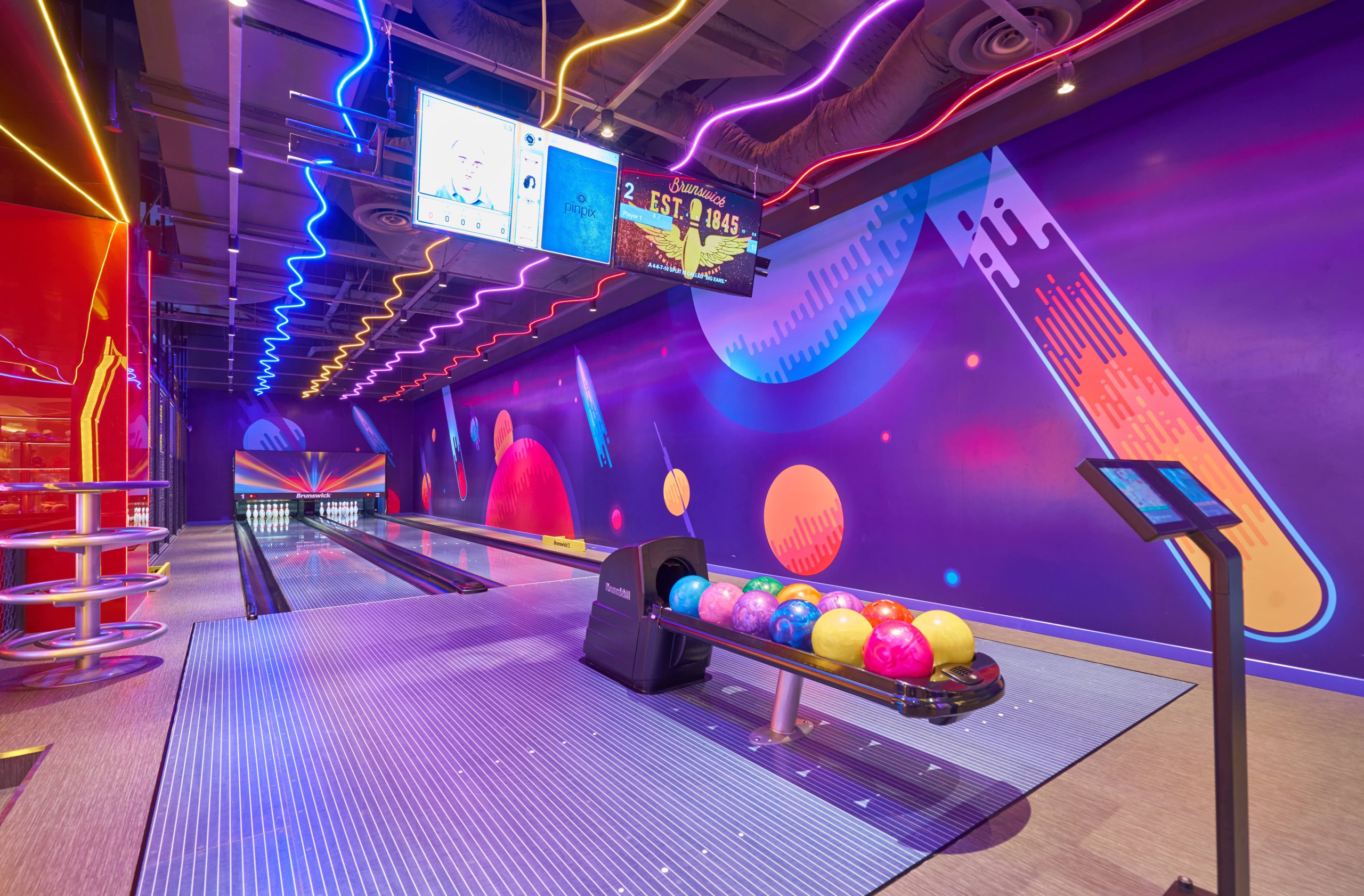 bowling alley.jpg 2